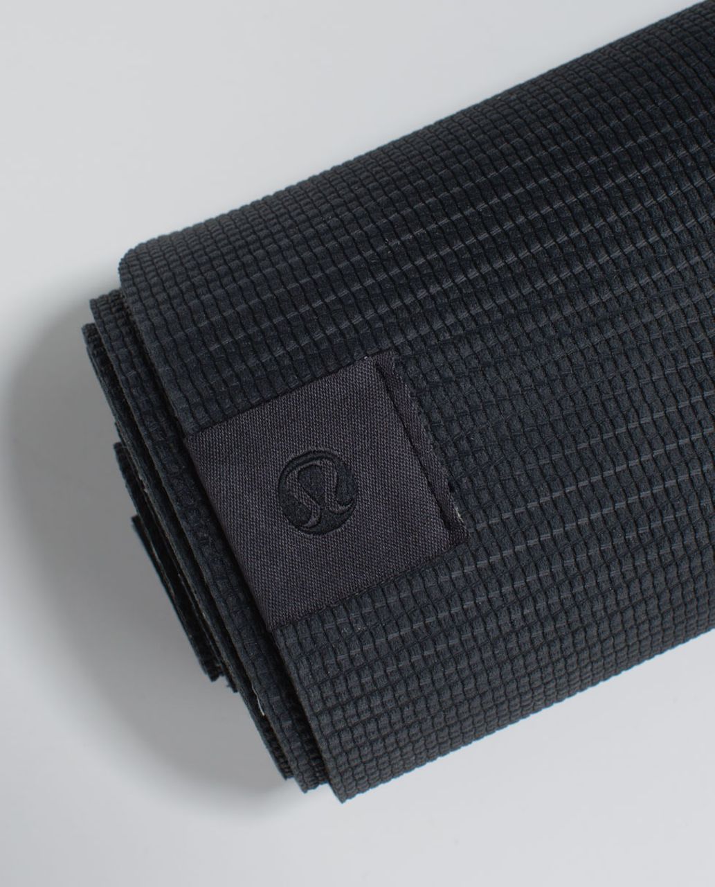 Lululemon The Pure Mat 3mm - Deep Coal - lulu fanatics