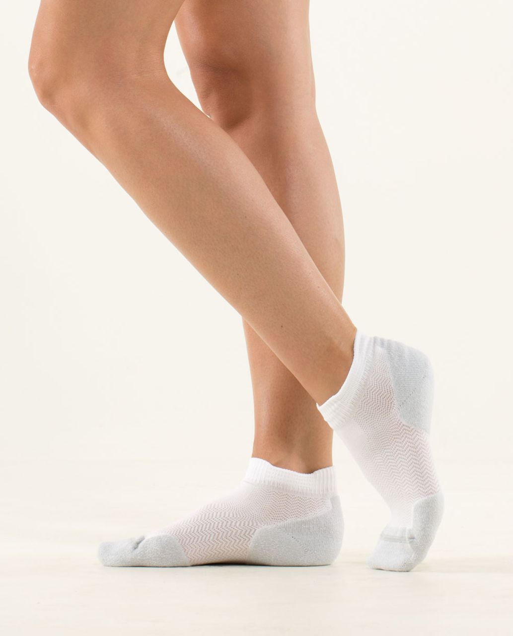 Lululemon Women's Ultimate Padded Run Sock - Silver