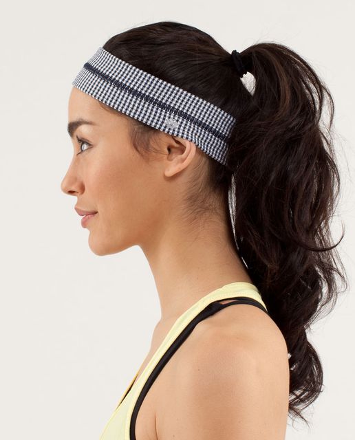 Lululemon 💕 Fly Away Tamer Headband Dark Prism Pink Stretch Hairband Run  Train