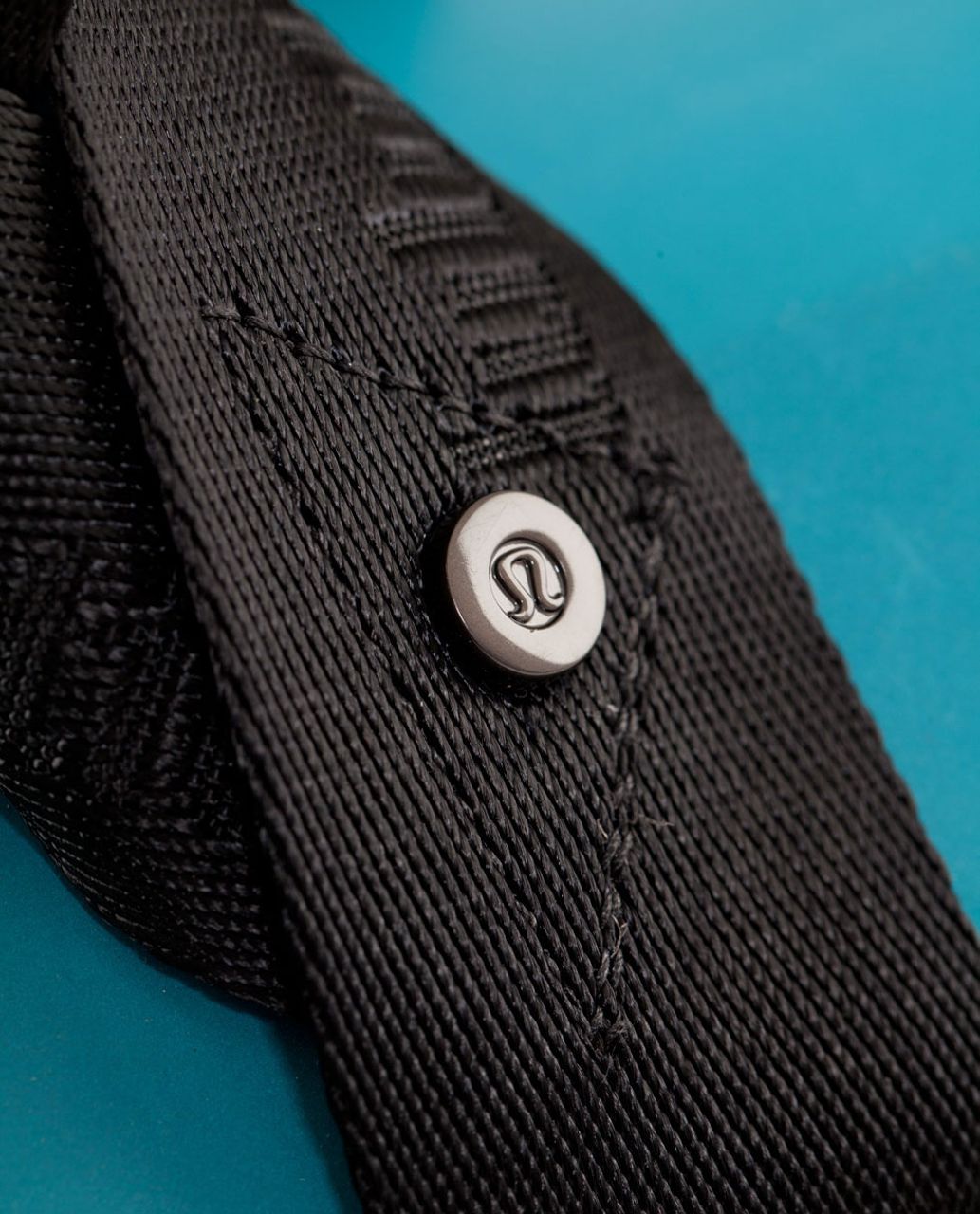 Lululemon Loop It Up Mat Strap - Black (First Release)