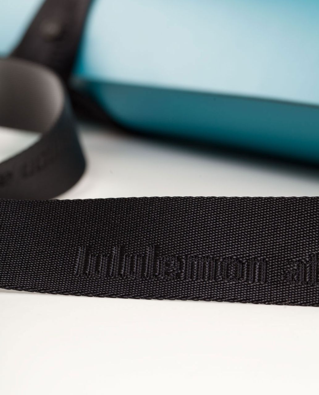 Lululemon Loop It Up Mat Strap - Black (First Release)