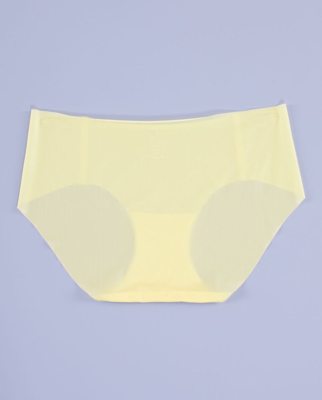 Lululemon Light As Air Hipster - Mellow Lemon