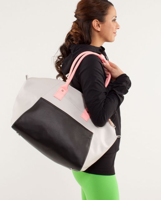 Lululemon Sport Bag "Vinyasa Before You Vino" Gym Yoga