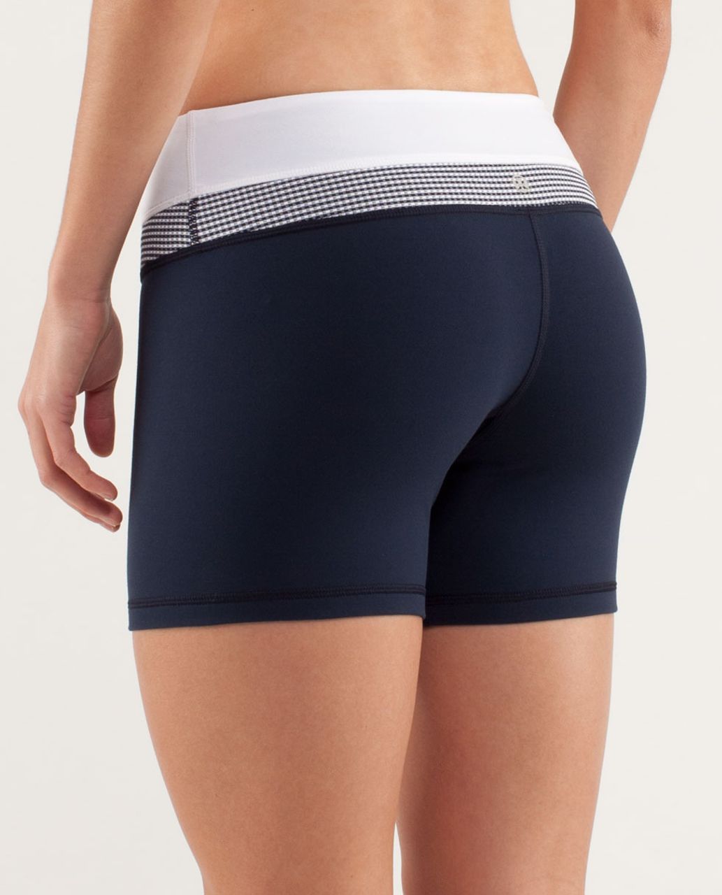 Lululemon Reverse Groove Short (Regular) - Inkwell / White