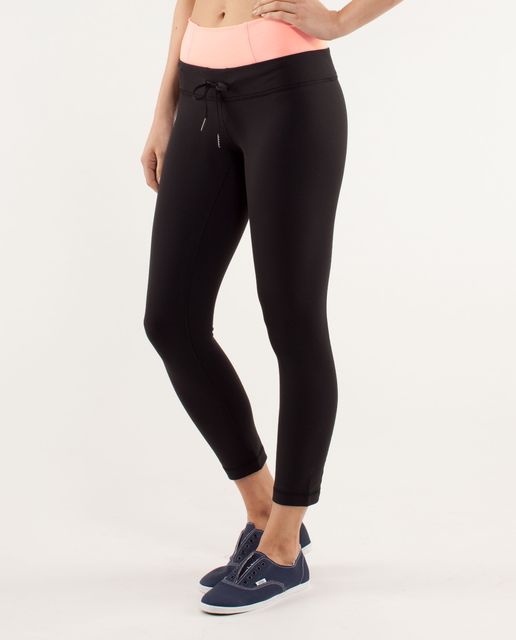 Lululemon Invert Crop - Black - lulu fanatics