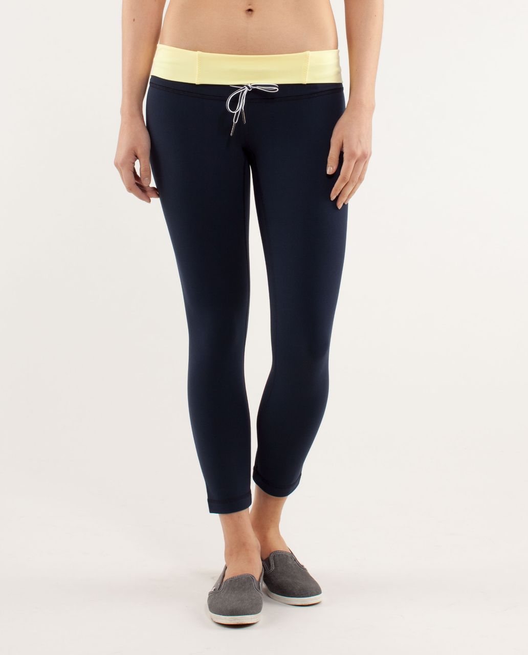 Lululemon Invert Crop - Inkwell / Mellow Lemon