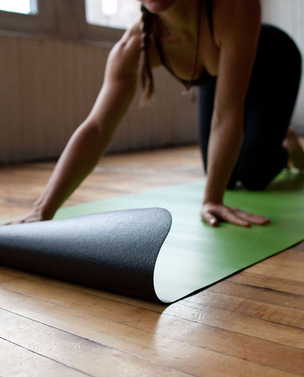 Lululemon The Reversible Mat 5mm - Black - lulu fanatics