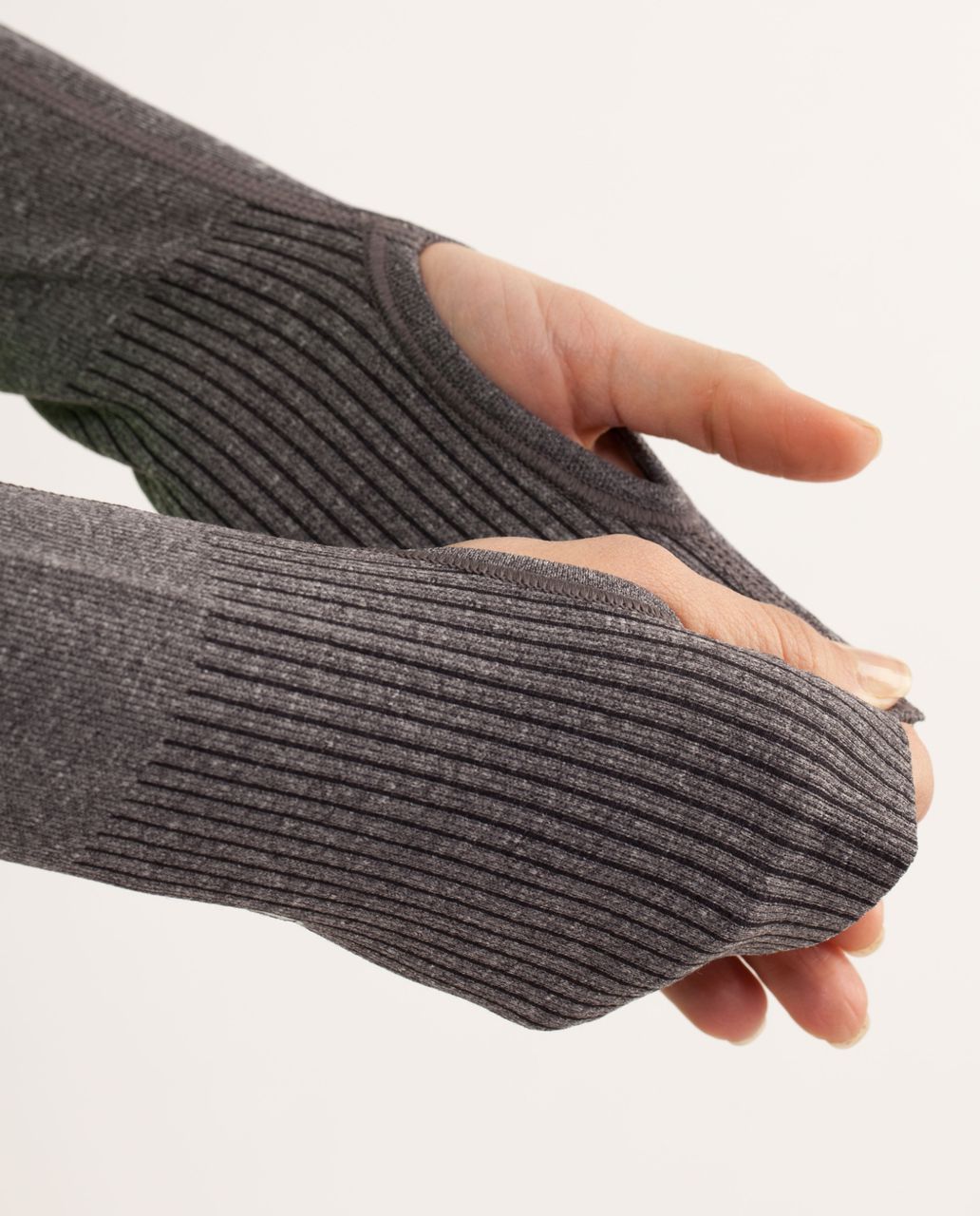 Lululemon Swiftly Arm Warmers - Black (First Release)