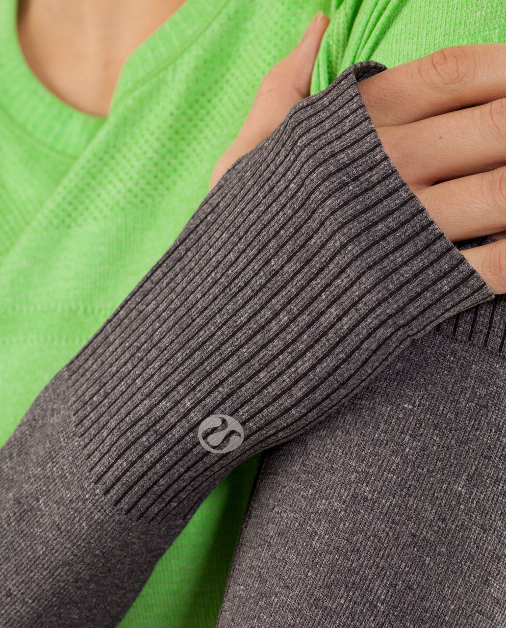 Lululemon Swiftly Arm Warmers - Black (First Release)