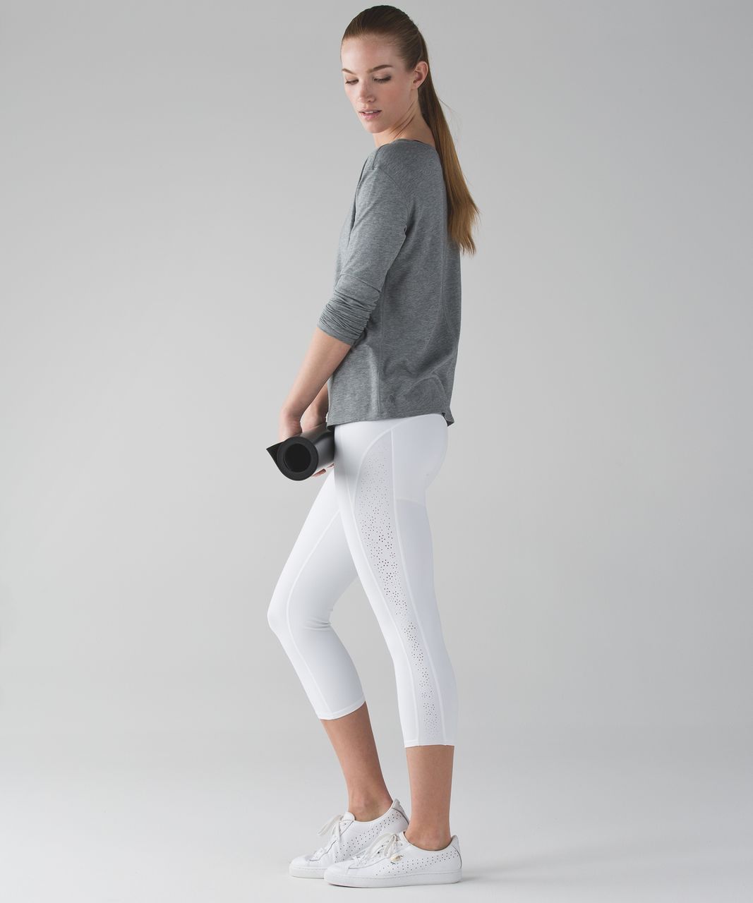 Lululemon Beyond Boundaries Crop - White