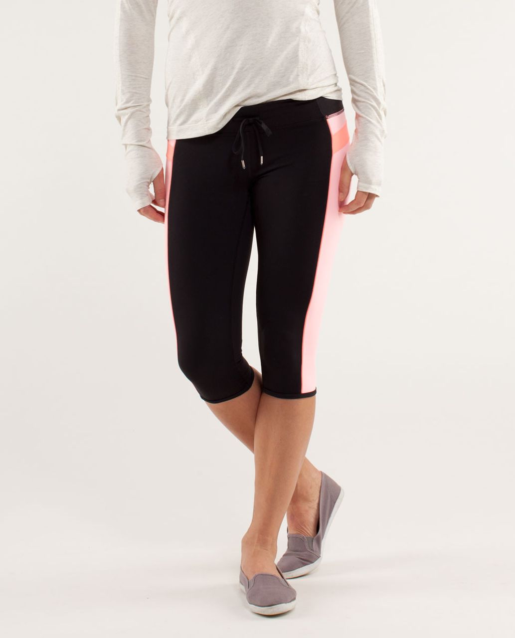 Lululemon Heat It Up Crop - Black / Bleached Coral / Pop Orange