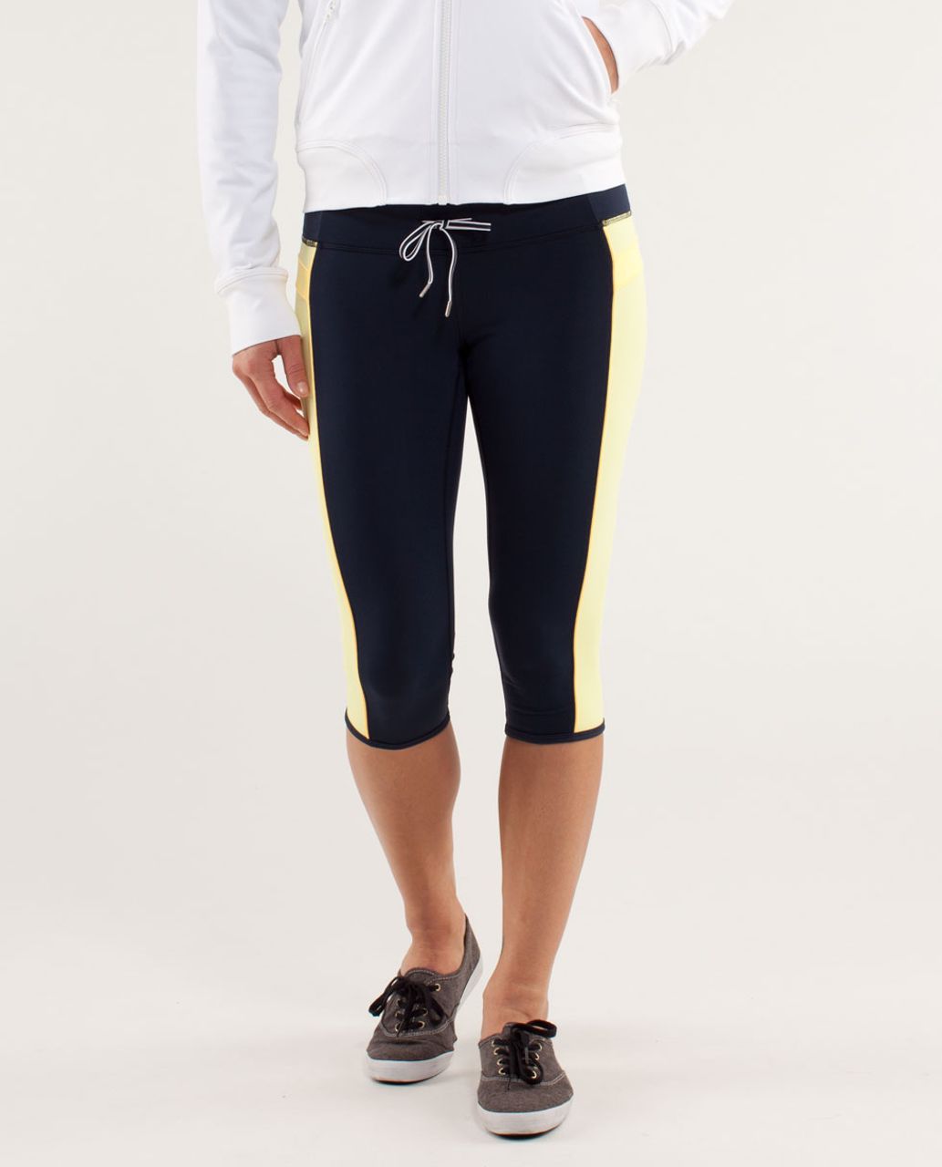 Lululemon Heat It Up Crop - Inkwell / Mellow Lemon / Burning Yellow