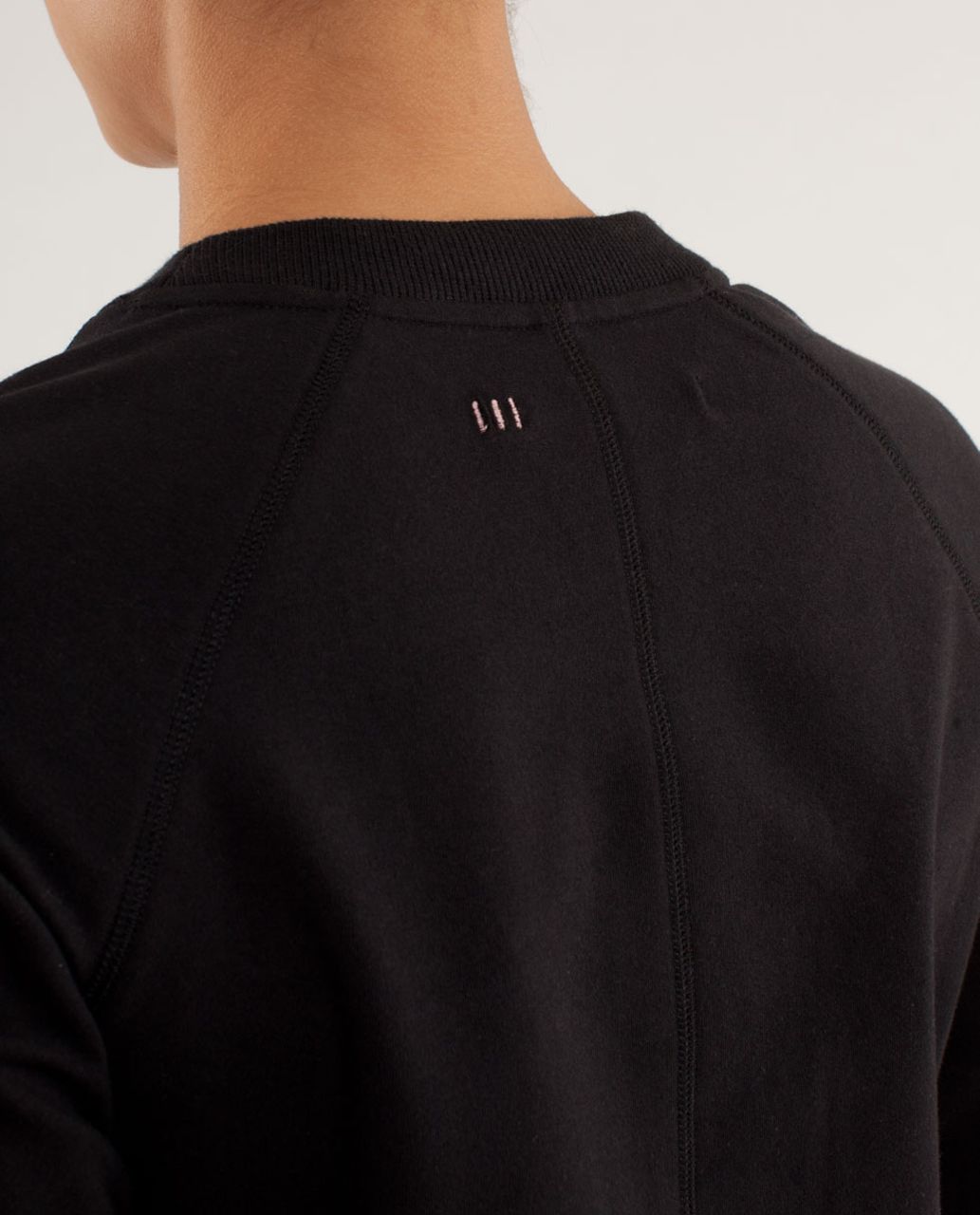 Lululemon Rejuvenate Pullover - Black