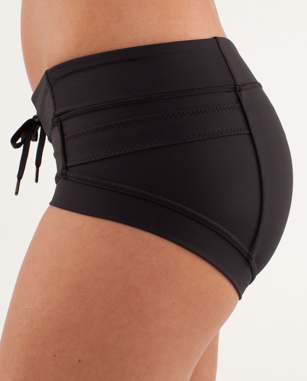 Lululemon Heat It Up Short - Black