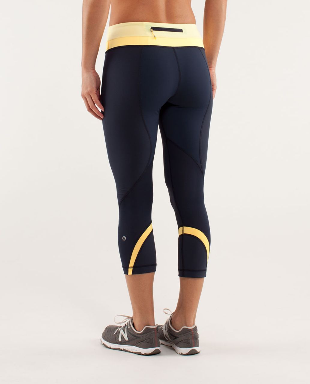 Lululemon Run: Inspire Crop II - Inkwell / Mellow Lemon / Burning