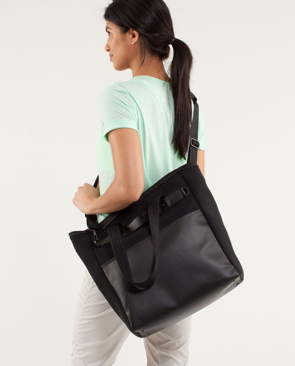 Lululemon Urban Oasis Tote - Black