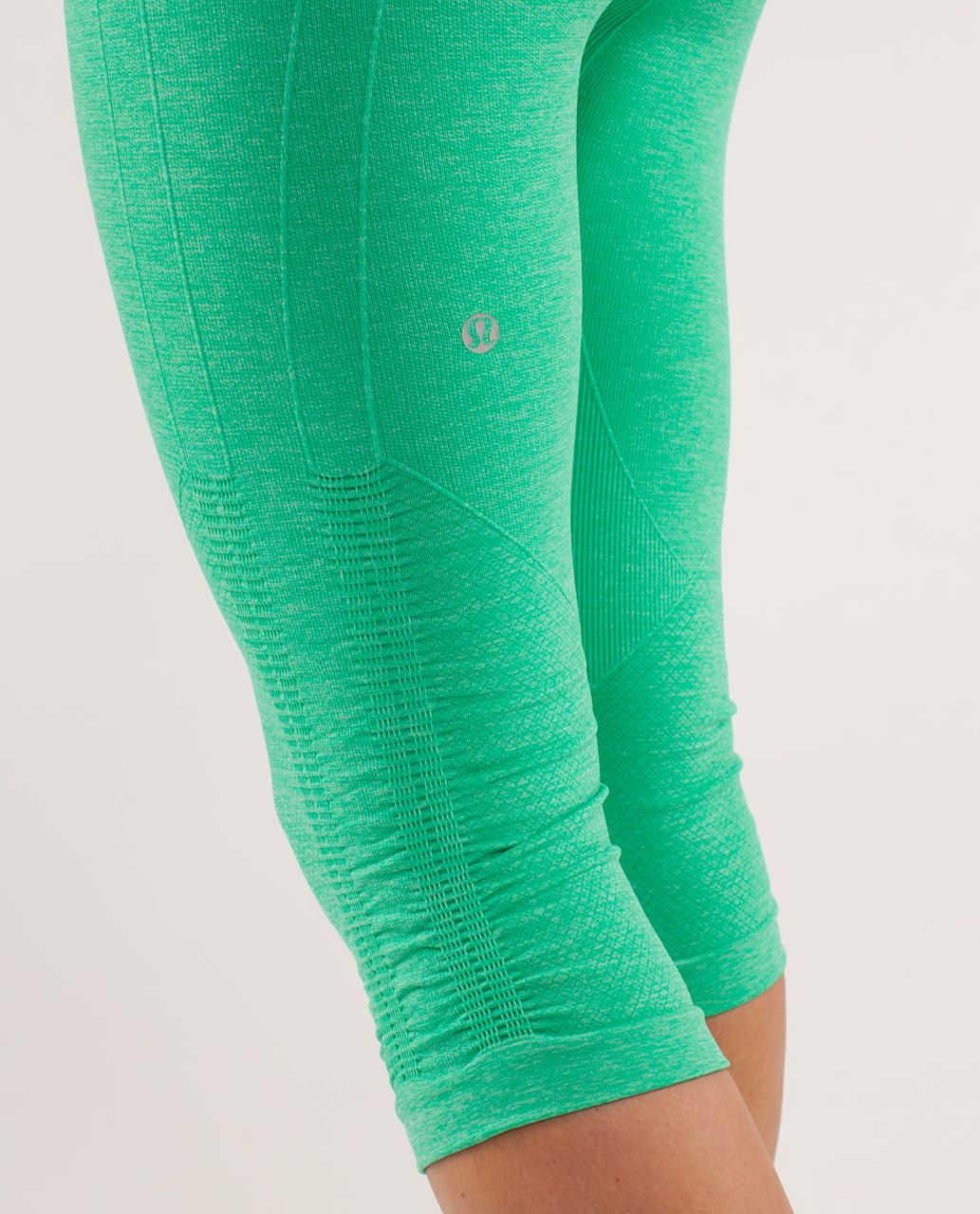 Lululemon In The Flow Crop - Very Green