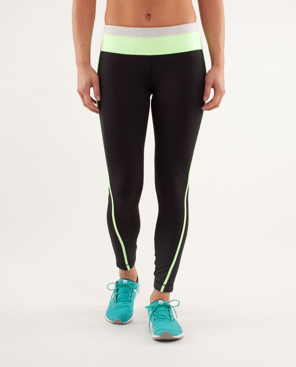 Lululemon Pace Perfect Crop (17) - Black - lulu fanatics