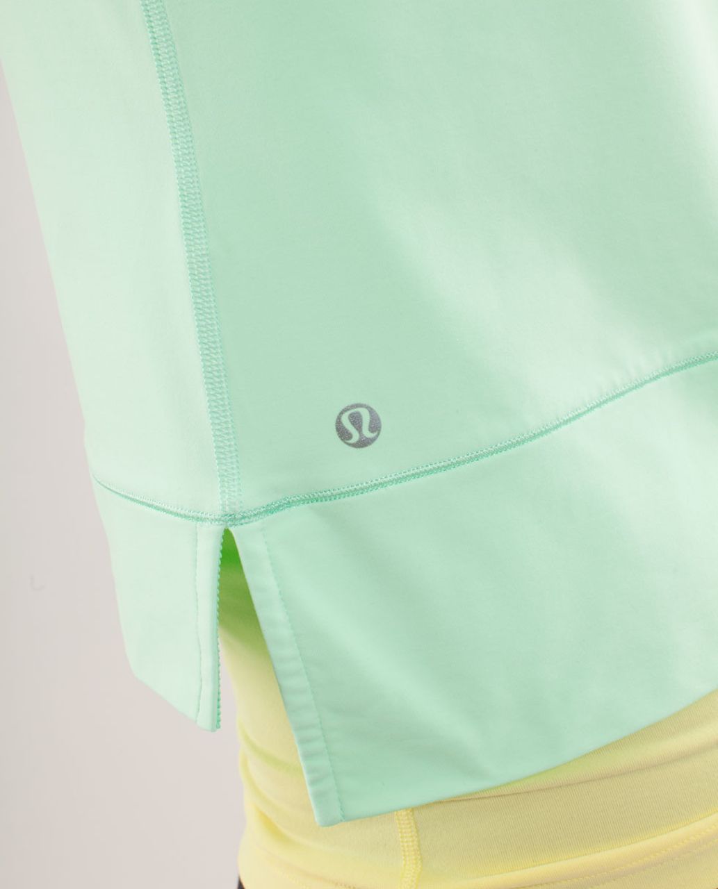 Lululemon Run:  Warm Up Crew - Fresh Teal