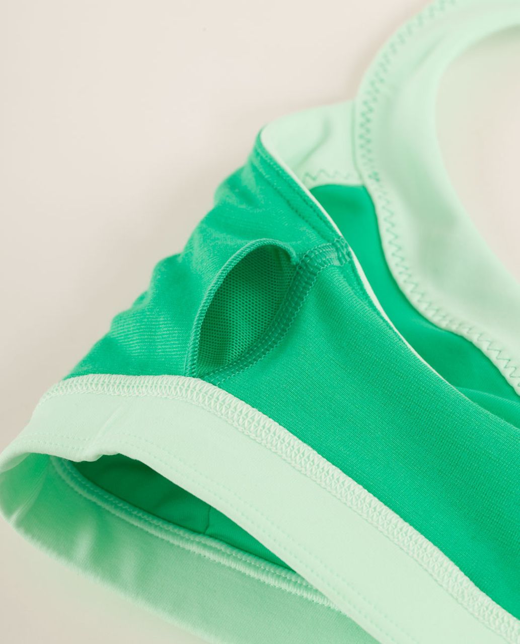 Lululemon Run: Sprint Bra - Very Green / Fresh Teal - lulu fanatics