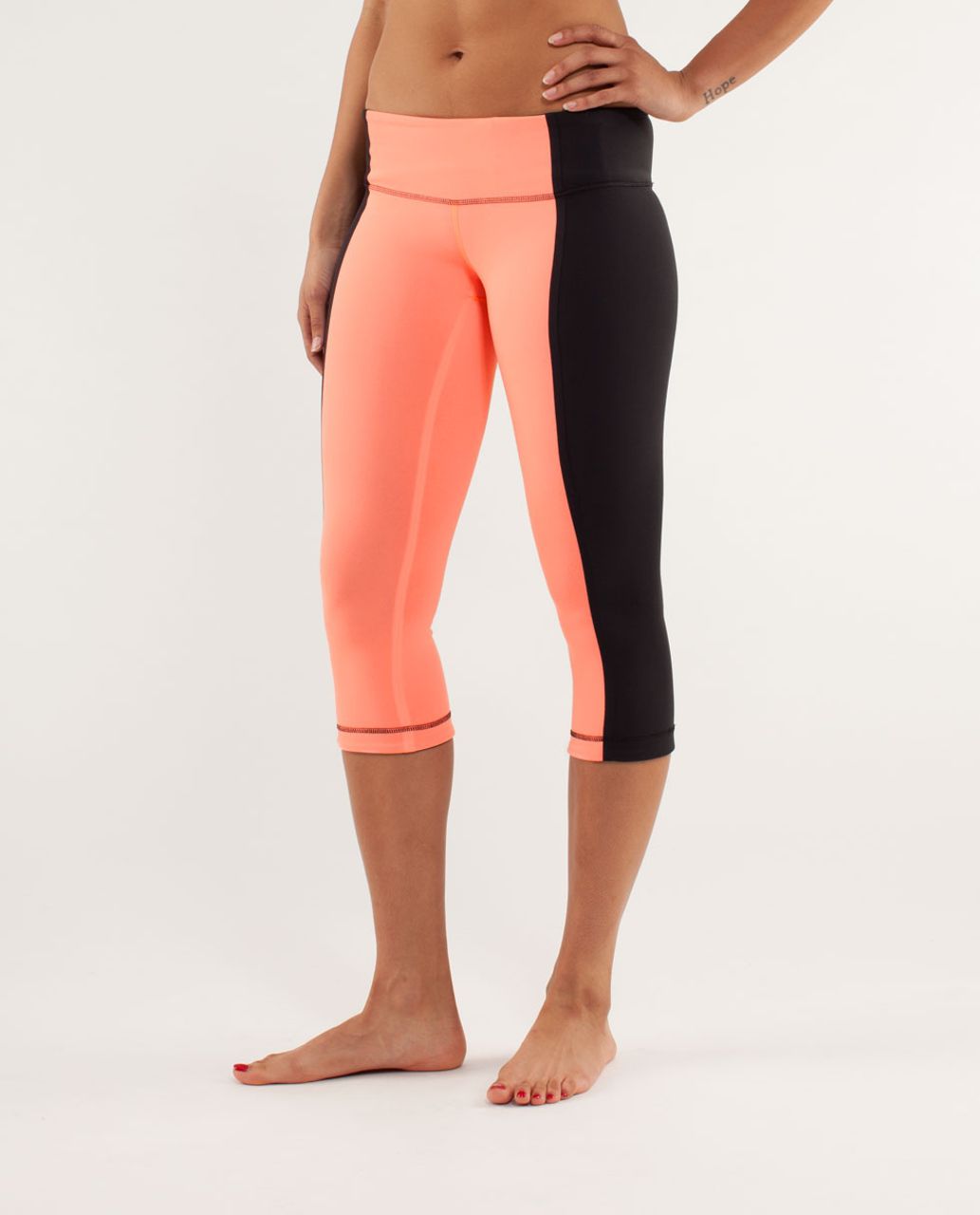 Lululemon Inspire Tight II (Mesh) - Black / Wi14 Quilt 29 - lulu fanatics