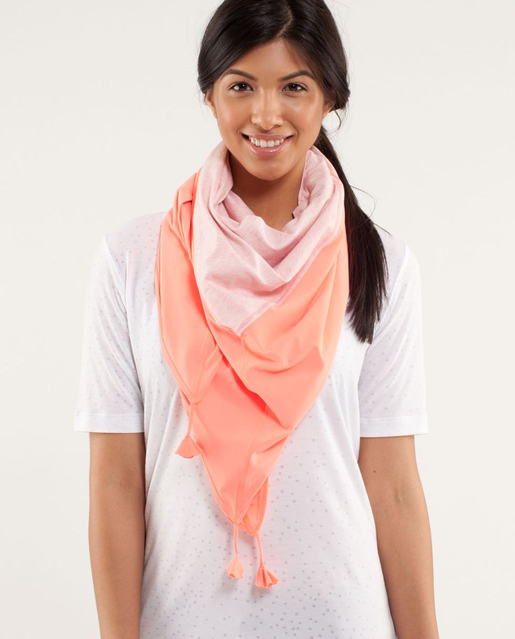 Lululemon Surf's Up Scarf - Bleached Coral / Pop Orange