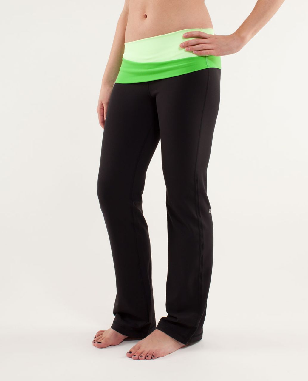 Lululemon Astro Pant (Regular) - Black / Blurred Blossoms Multi Colour -  lulu fanatics