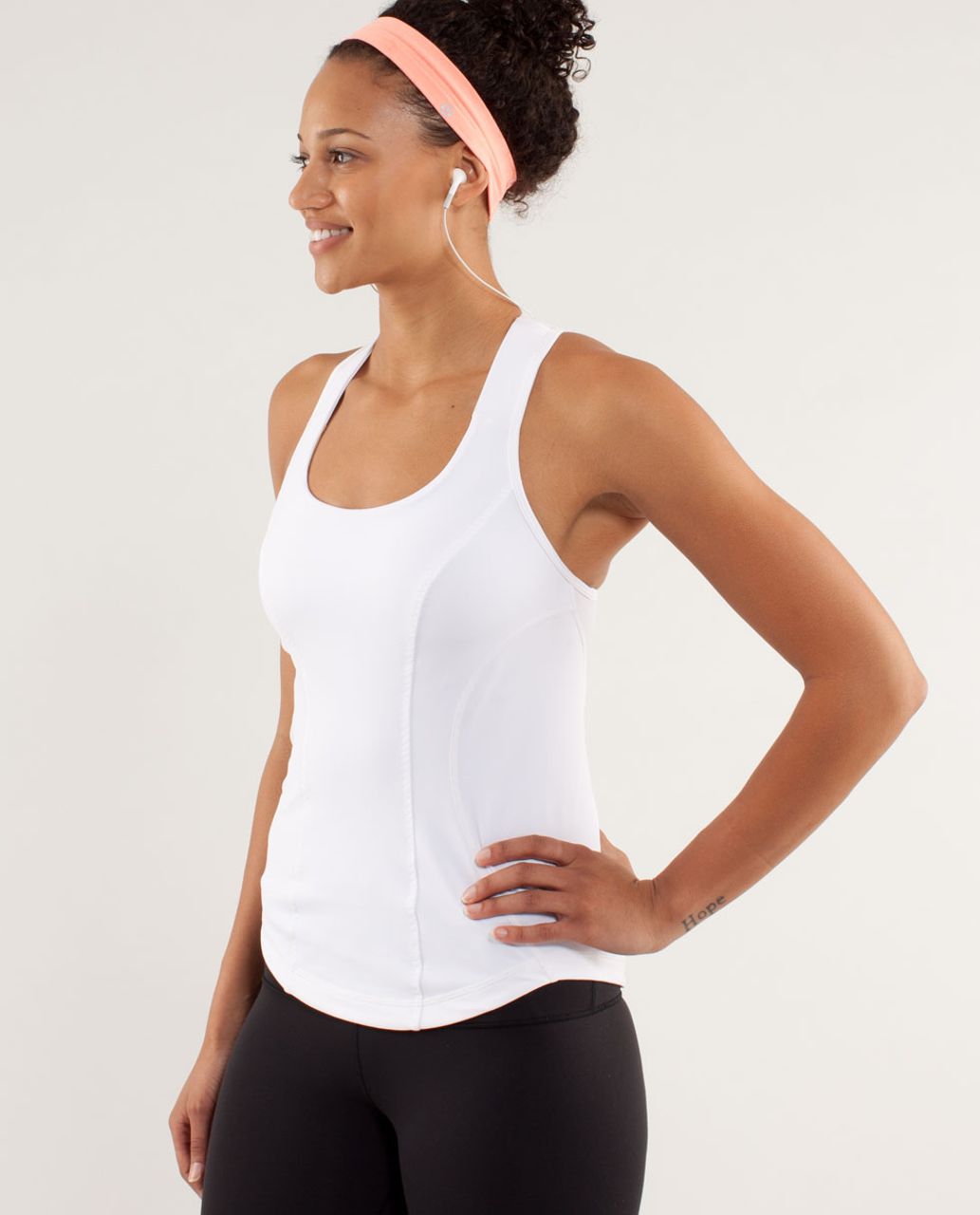 white lululemon tank top