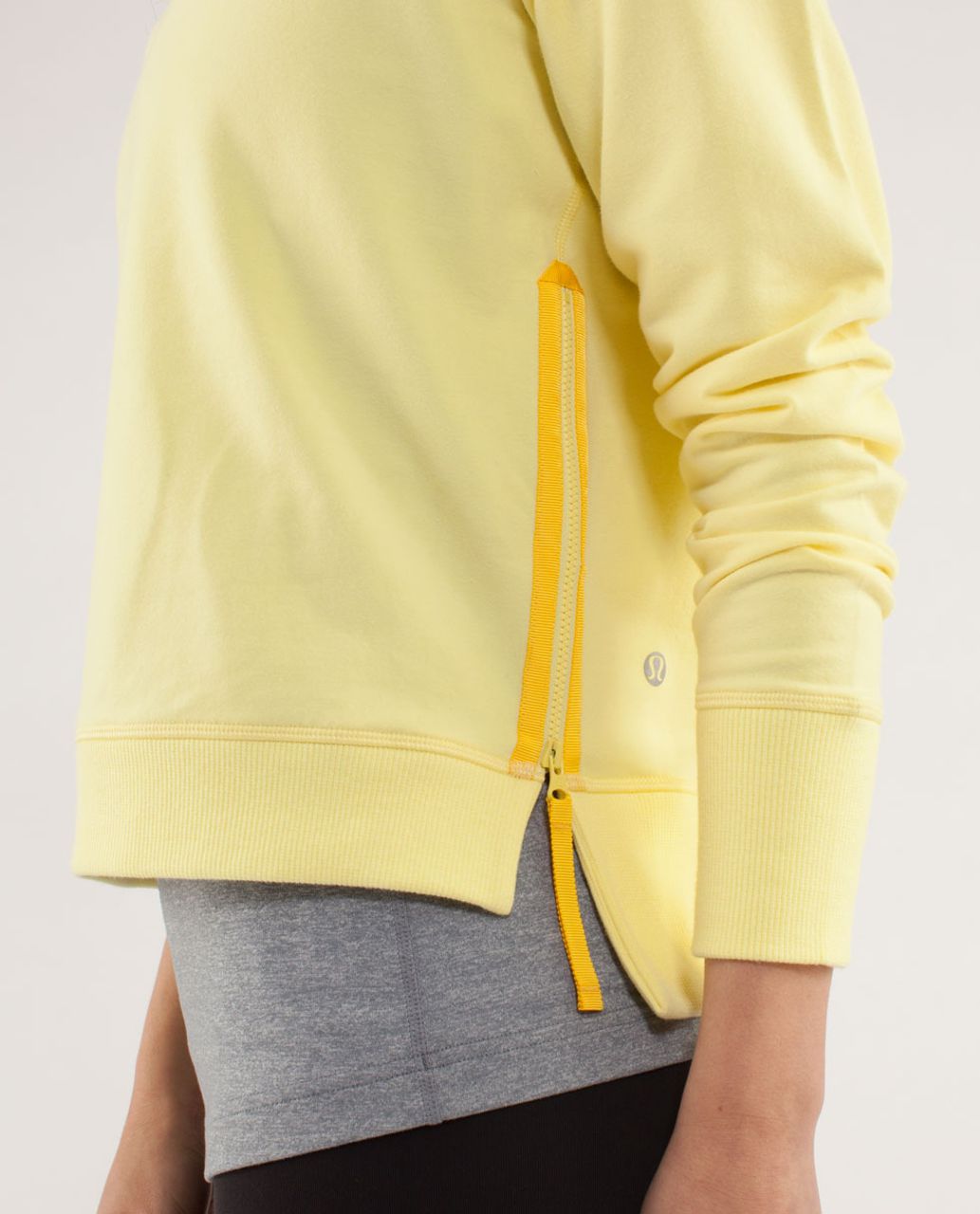 Lululemon Rejuvenate Pullover - Mellow Lemon