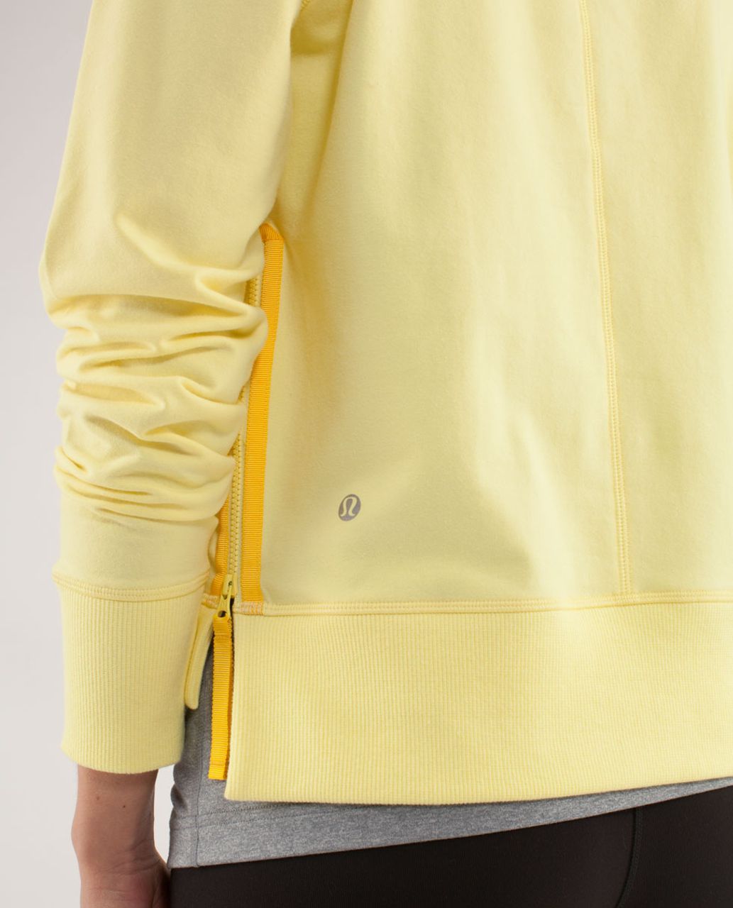 Lululemon Rejuvenate Pullover - Mellow Lemon - lulu fanatics