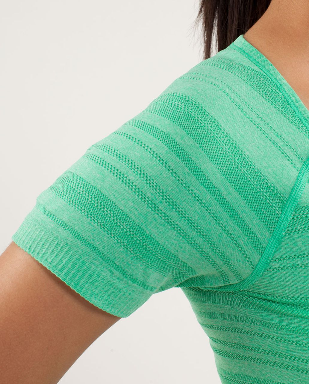 Lululemon Run:  Swiftly Tech V Neck - Very Green