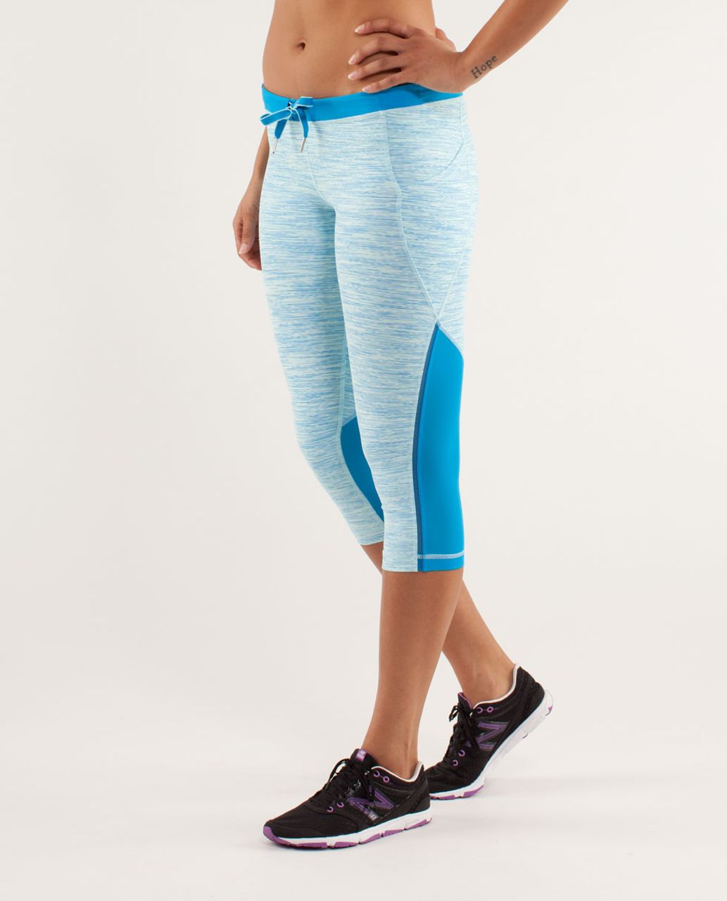 Lululemon Beach Runner Crop - Wee Are From Space Aquamarine / Beach Blanket Blue / Aquamarine