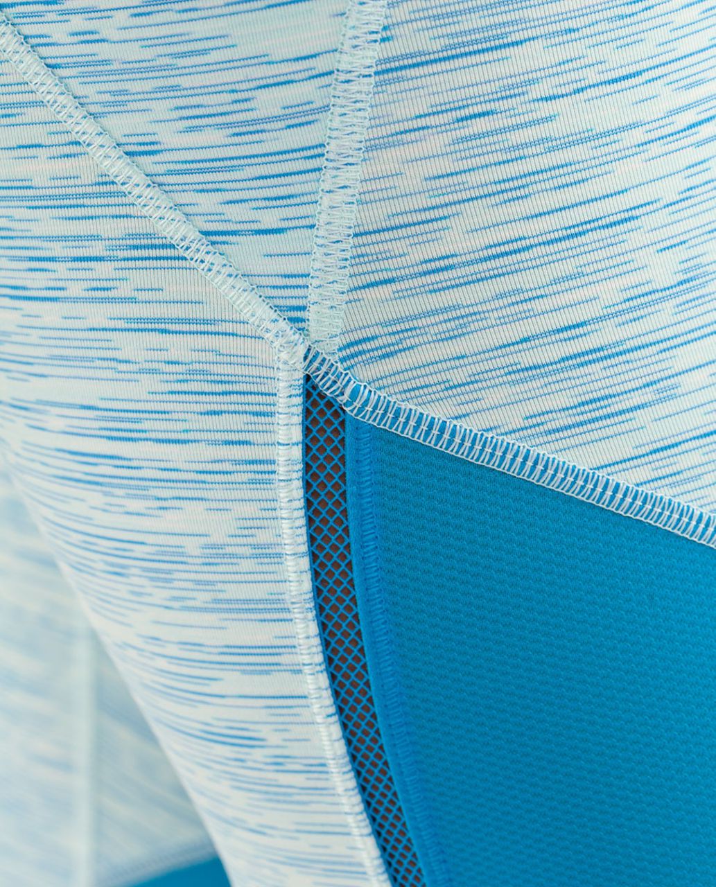 Lululemon Beach Runner Crop - Wee Are From Space Aquamarine / Beach Blanket Blue / Aquamarine