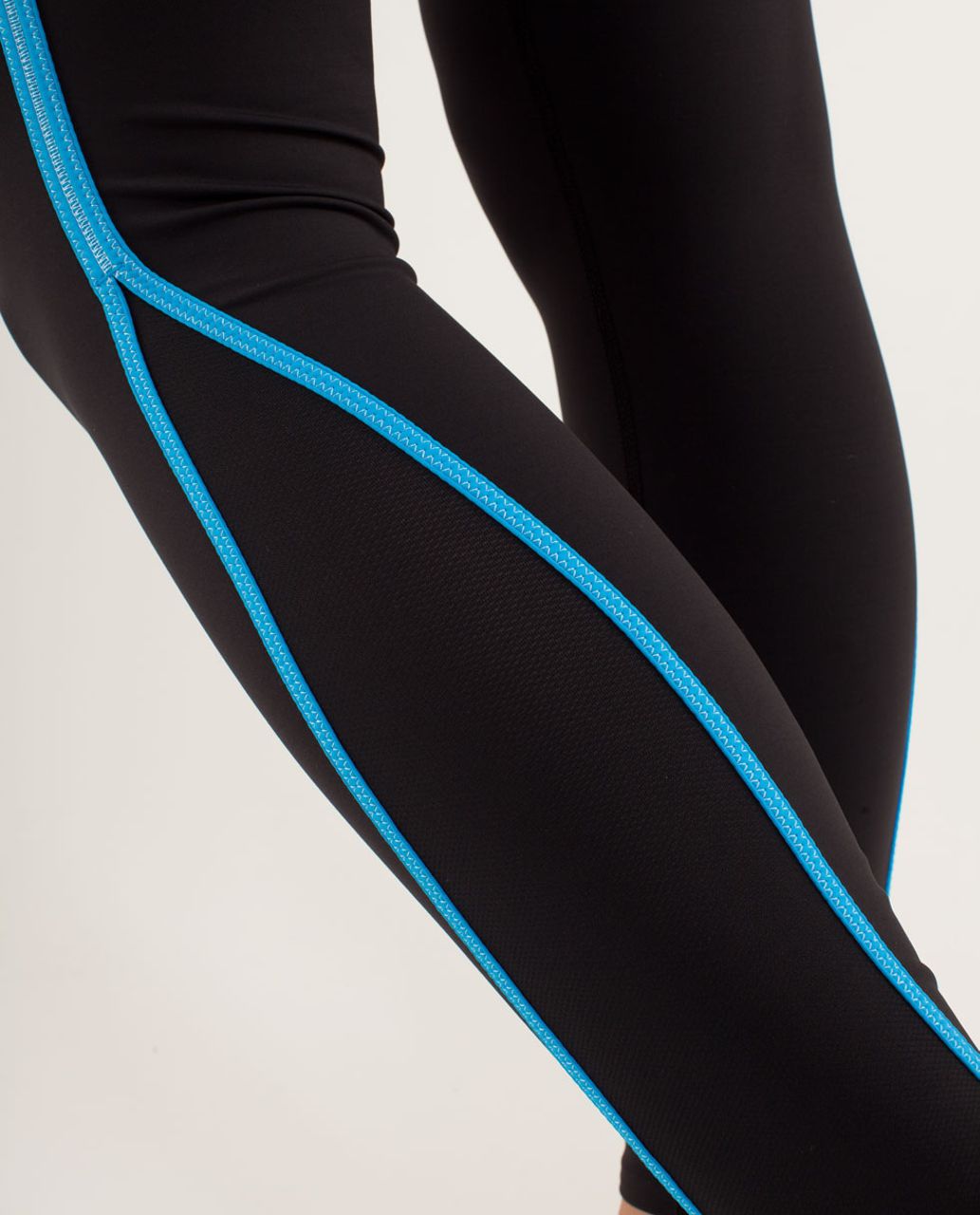 Lululemon Run:  Pace Tight - Black / Beach Blanket Blue / White