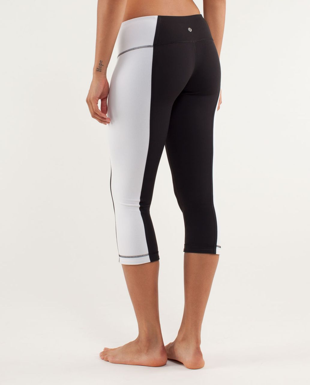 Lululemon Wunder Under Crop *Bonded Stripe - Black / White - lulu fanatics