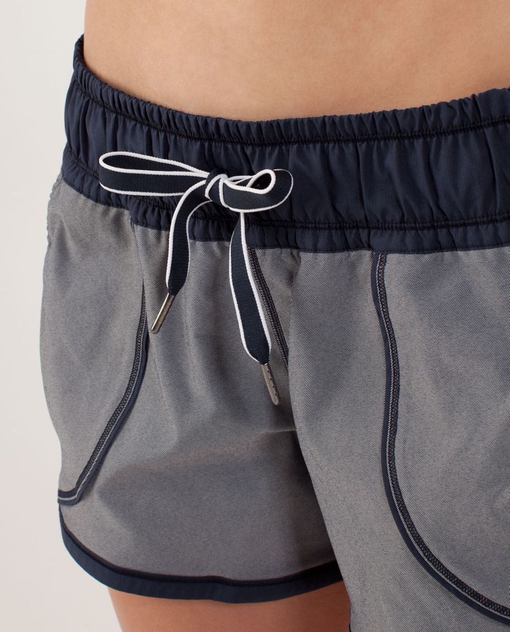 Lululemon Work It Out Short - Inkwell