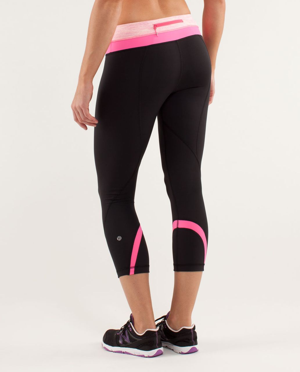 Lululemon Women's Size 6 Run Inspire Crop Leggings Black Pink Zip