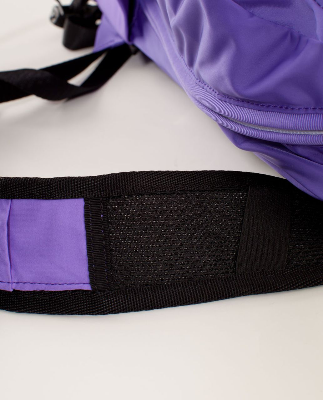 Lululemon Run From Work Backpack II - Power Purple