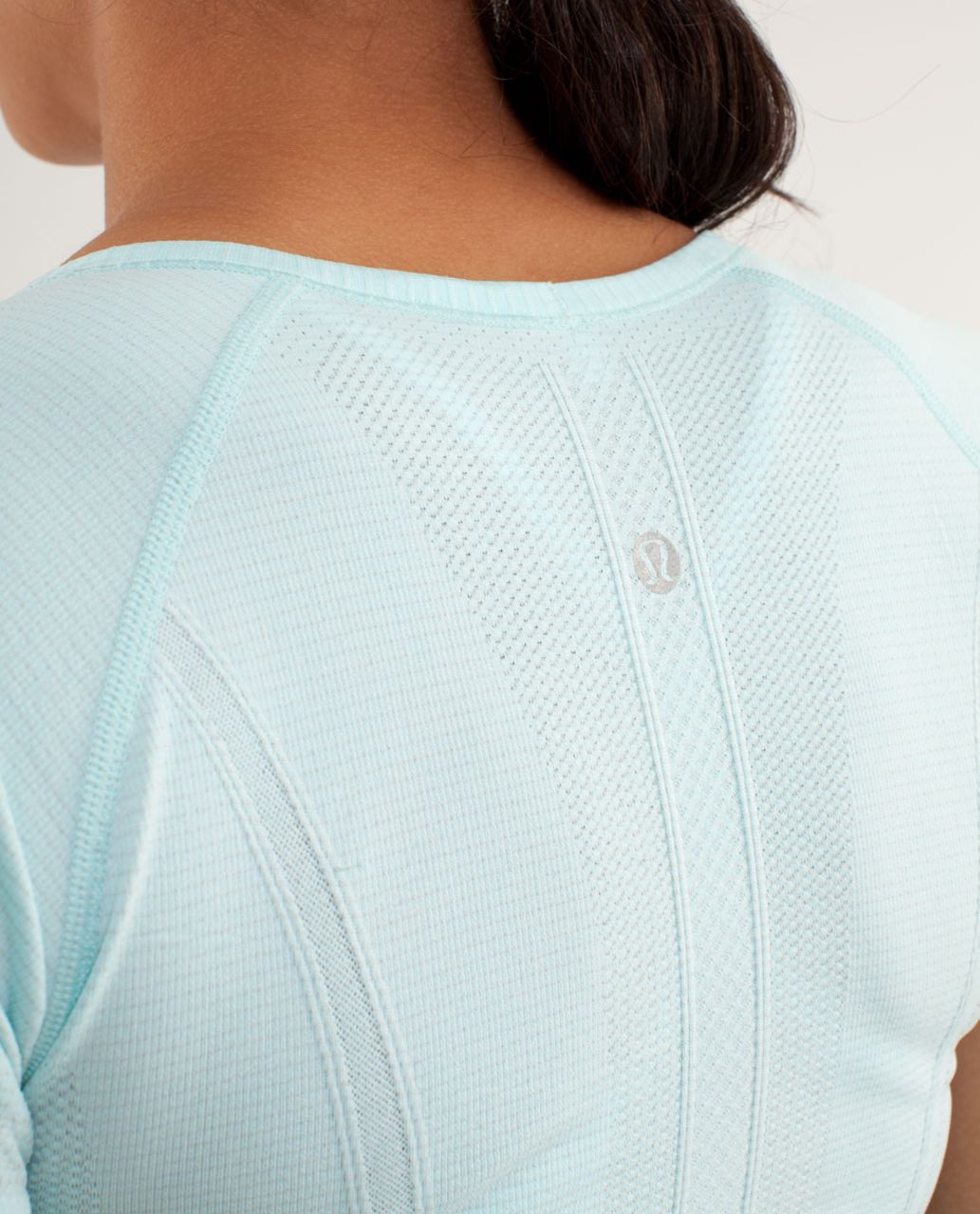 Lululemon Run: Swiftly Tech V Neck - Aquamarine - lulu fanatics