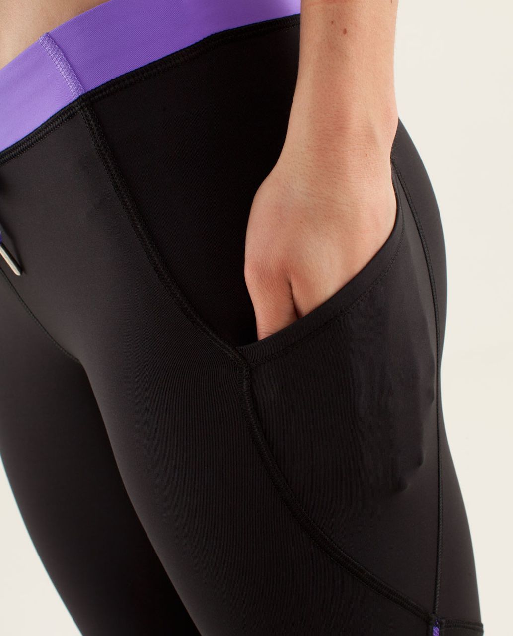 Lululemon Beach Runner Crop - Black /  Power Purple