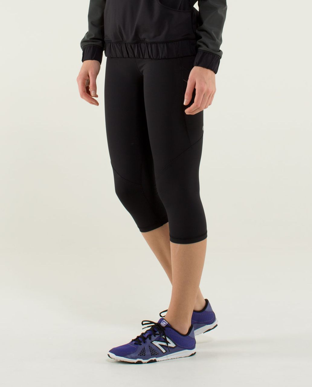 Lululemon Leggings Women's Size 10 Run Mod Moves Corp Black Zippy