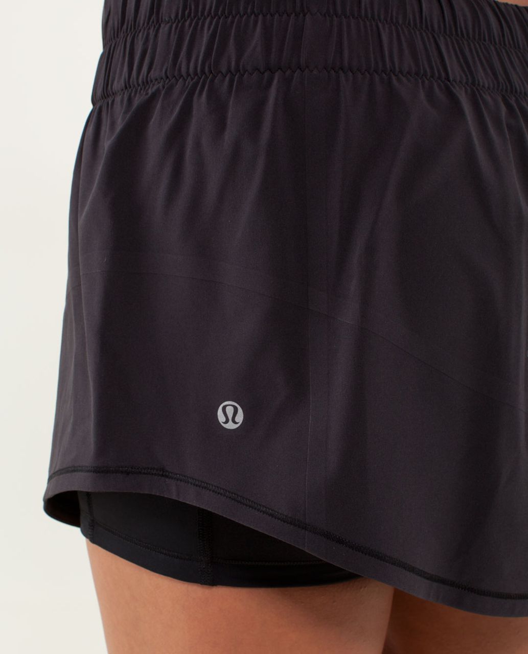 NWT Skirt Sports Lotta Breeze Capri Skort Black $109 Size Large Thigh  Pockets ❤️