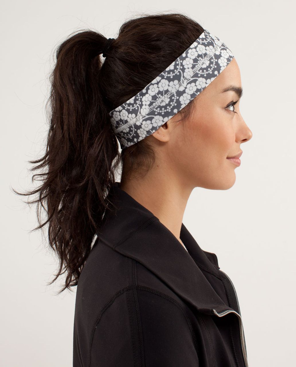  Lululemon Athletica Lululemon Fly Away Tamer Headband