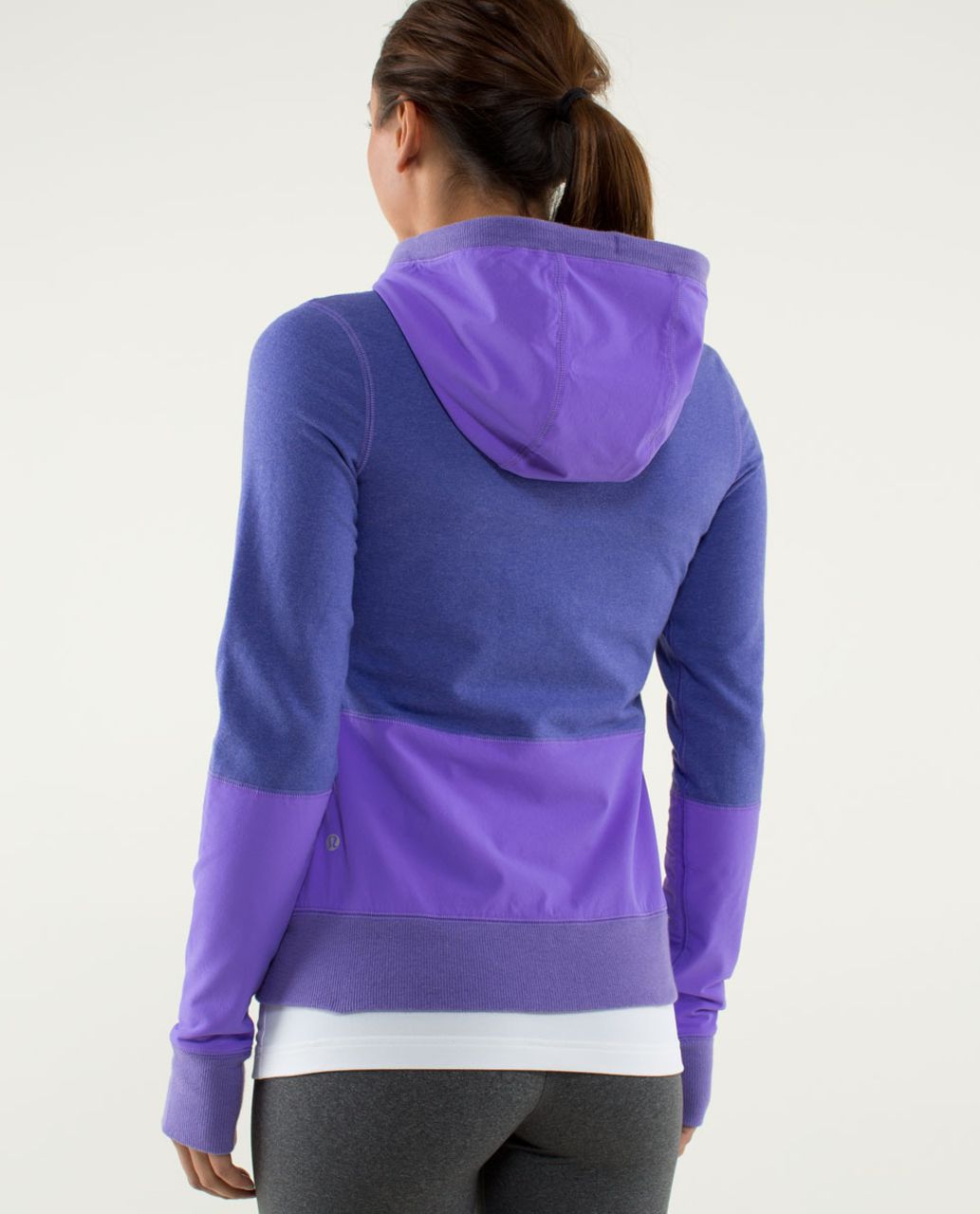 lululemon voyage hoodie