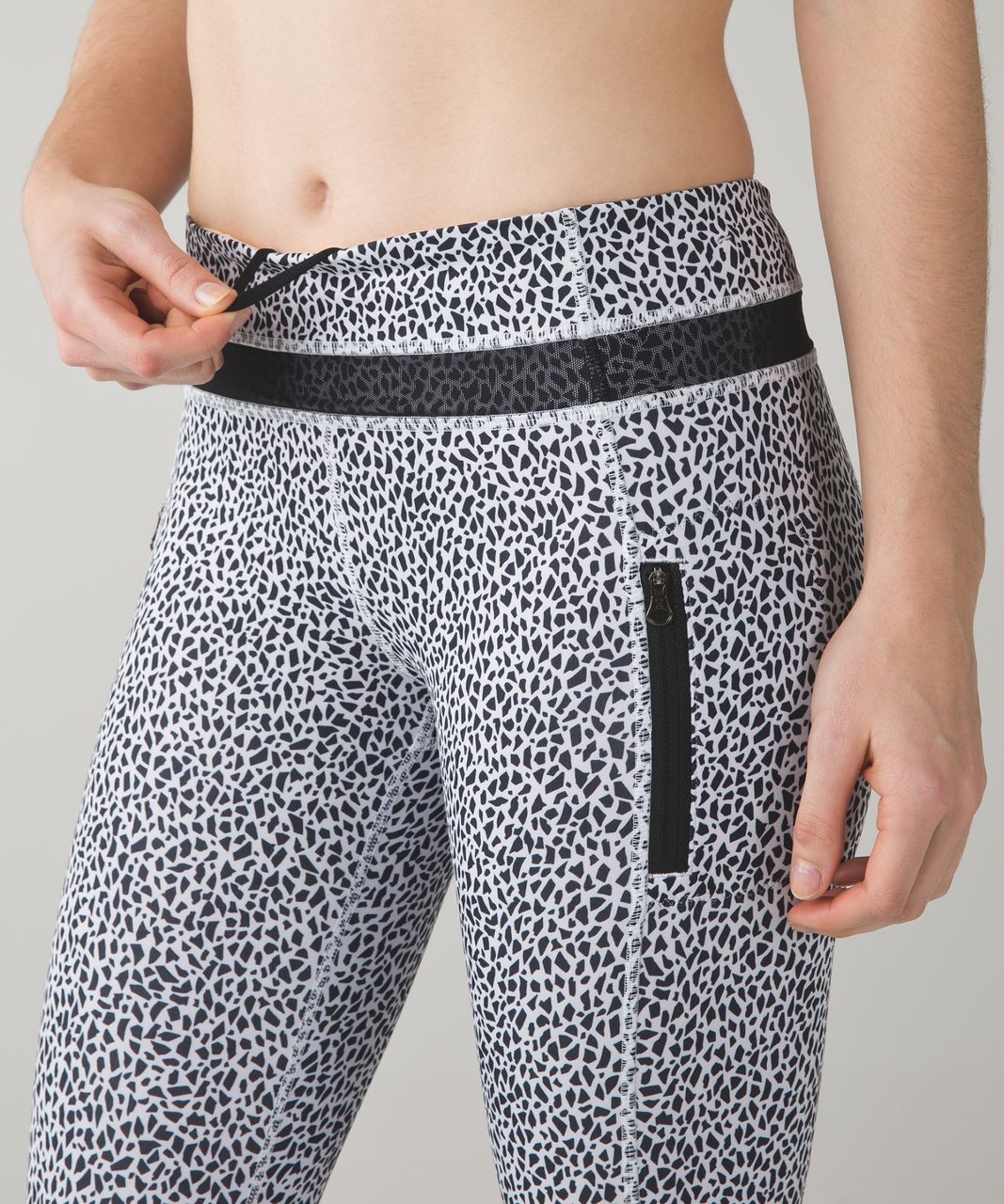 Lululemon Inspire Tight II (Mesh) - Miss Mosaic White / Black - lulu  fanatics