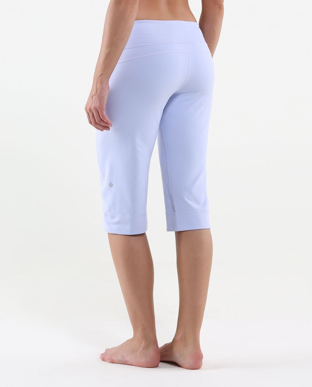 Lululemon Clam Digger II - Cool Breeze