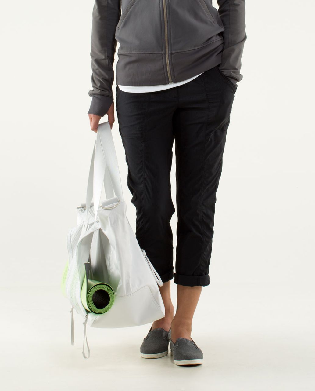 Lululemon Sand To Savasana Duffel - Nimbus