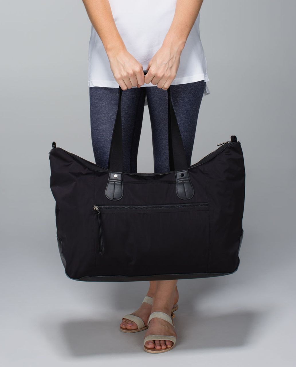 Lululemon Sand To Savasana Duffel - Black