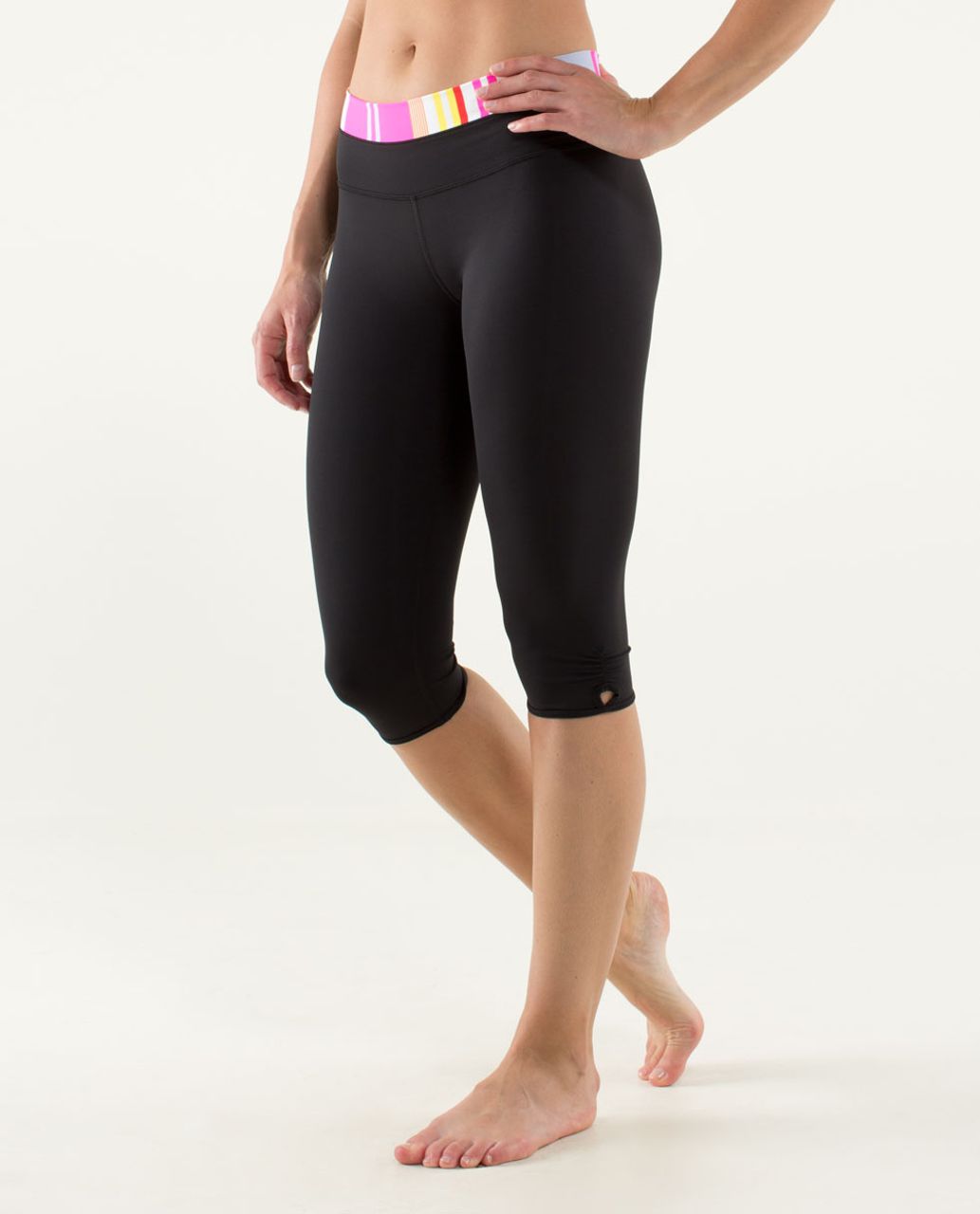 Lululemon Bandha Crop - Black / Groovy Stripe Multi