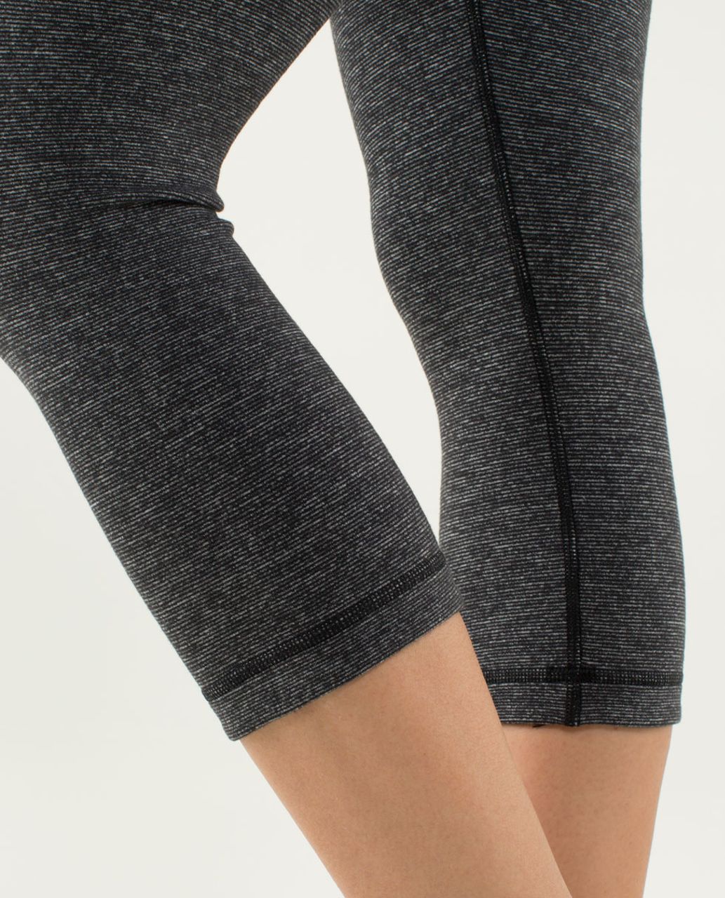 Lululemon Wunder Under Crop *Reversible - Black / Black